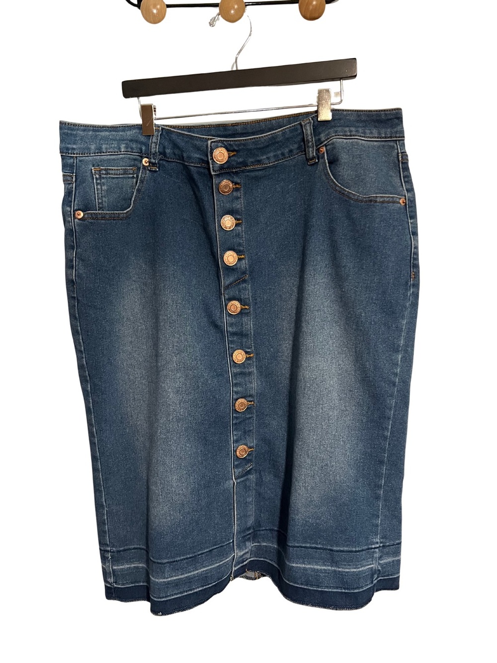 Be Girl 2XL Front-Button Dark Blue Denim Midi Skirt
